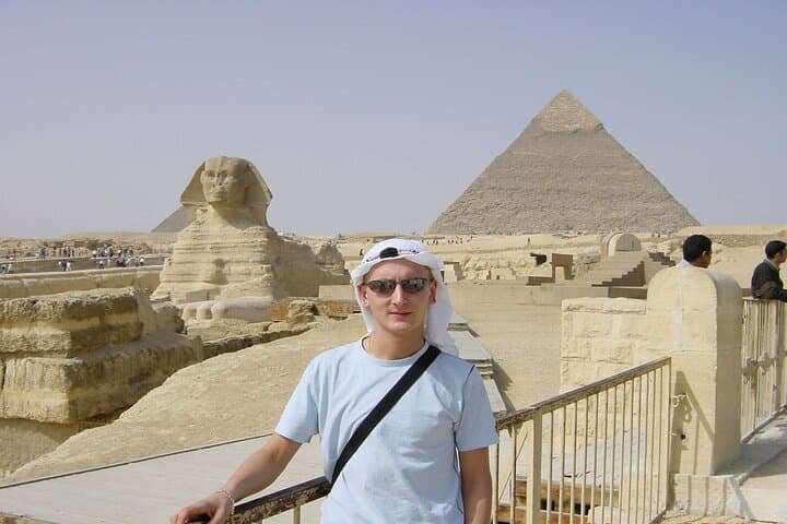 Cairo Day Tour from Sharm El Sheikh: Pyramids, Sphinx & Egyptian Museum by Big Bus photo 6