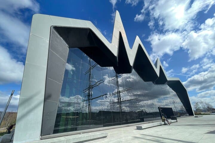 Glasgow in a Day: Family-Friendly Private Tour from Edinburgh photo 2