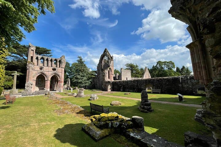 Rosslyn Chapel & Melrose Abbey Private Day Trip from Edinburgh — Private Luxury Tour photo 2