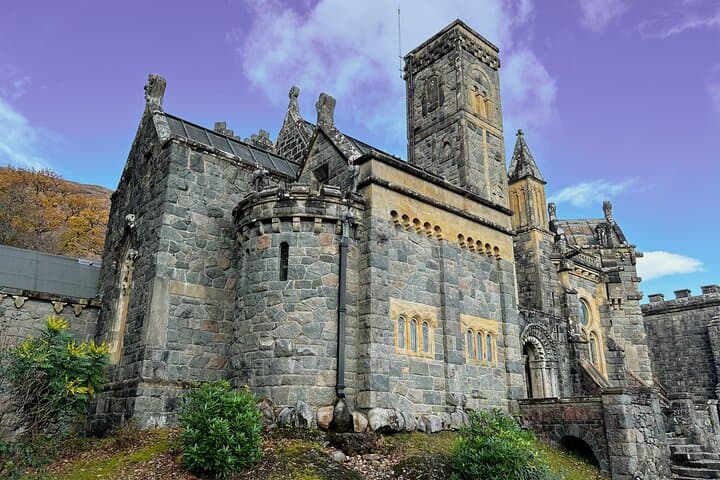 Private Highlands & Glencoe Day Tour from Stirling — Castles, Highland Cows and Loch Views