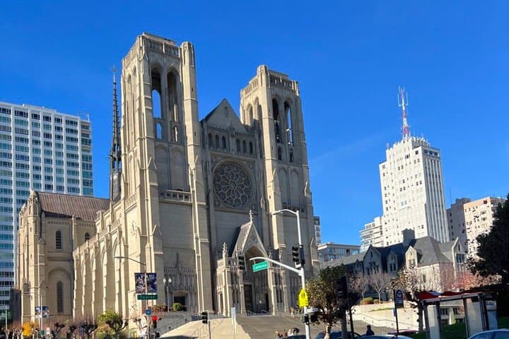 Private Small-Group San Francisco City Tour: Iconic Sights & Local Stories