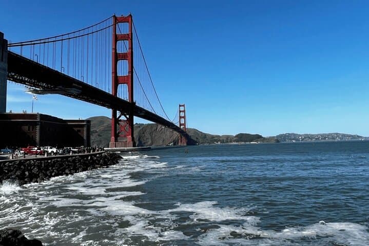 Private Small-Group San Francisco City Tour: Iconic Sights & Local Stories photo 5