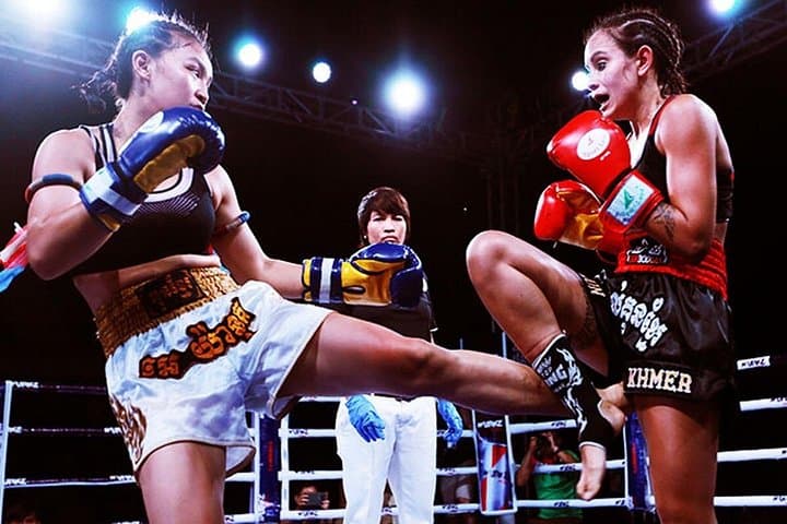 Experience Kun Khmer: Phnom Penh Traditional Kickboxing Show & Tuk-Tuk Transfer photo 1