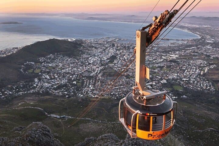 Table Mountain, Constantia & Kirstenbosch: Private Day Tour from Cape Town