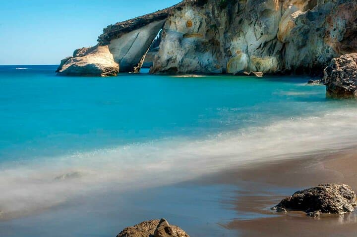 Private South Milos Boat Tour: Kleftiko, Tsigrado & Gerakas in 6 Hours