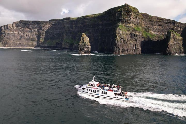 Luxury Private Day Tour to the Cliffs of Moher — Doolin, The Burren & Bunratty photo 3