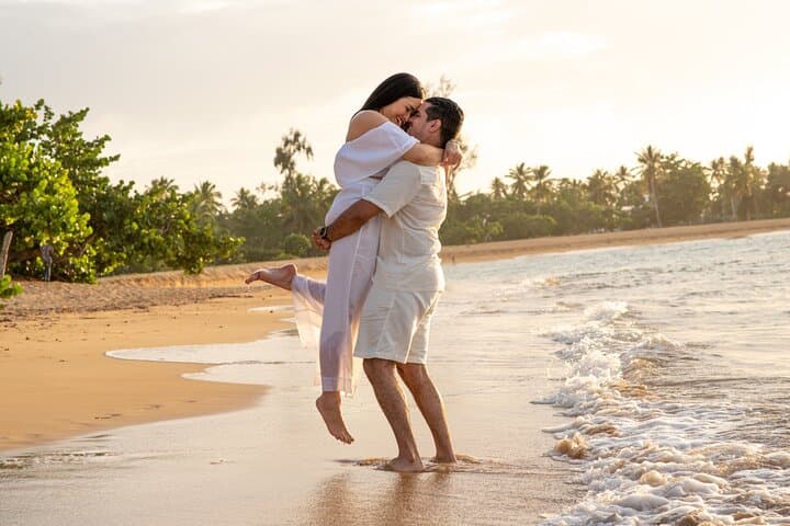 Sunset Beach Portrait Session in Samaná, Dominican Republic — Private Photo Shoot