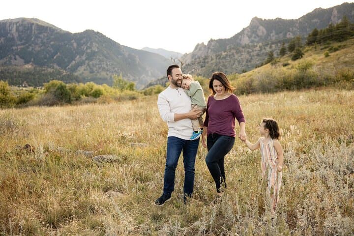 Flatirons Scenic Mountain Photoshoot — Private 1-Hour Session in Boulder photo 2