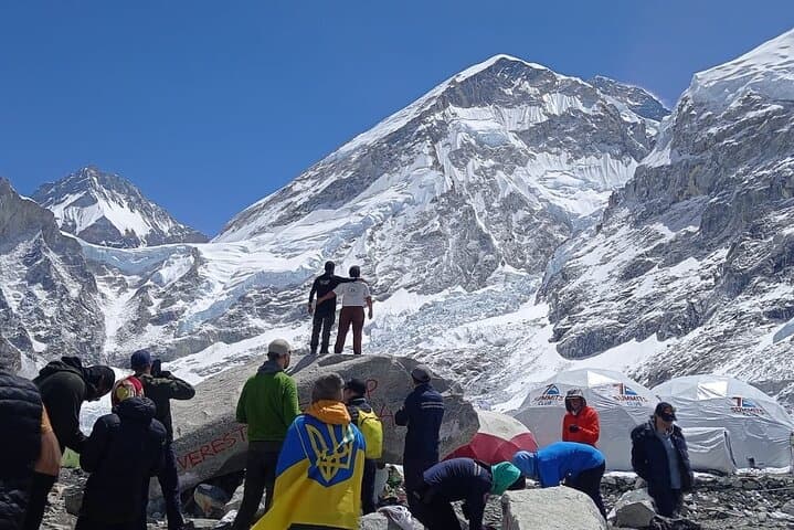 11-Day Everest Base Camp Trek from Kathmandu — Complete Trek Guide photo 2