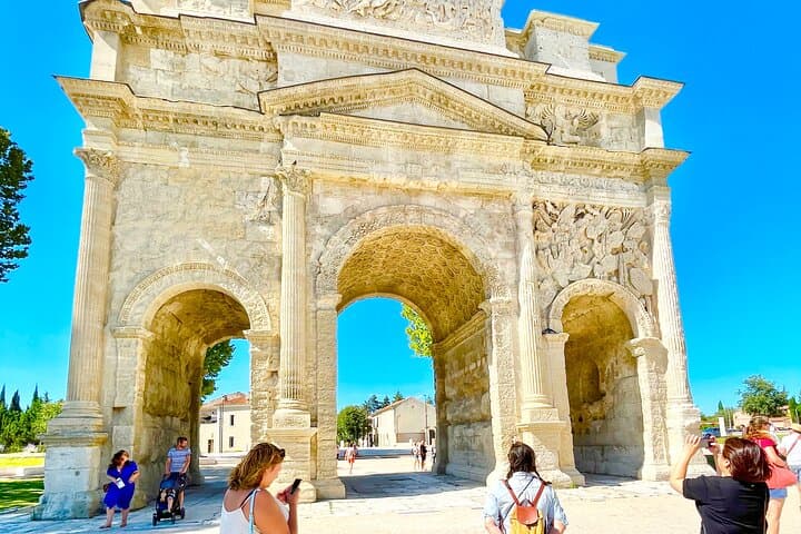 A Day in Roman Provence: Nîmes, Orange & Pont du Gard photo 4