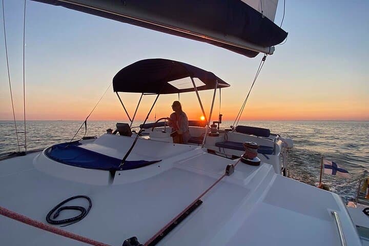 Private Catamaran Sailing in Helsinki on a Lagoon 440 — From 99€ photo 6