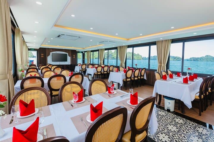 Cruise Halong Bay: Full-Day Luxury Small-Group Tour from Hanoi photo 5