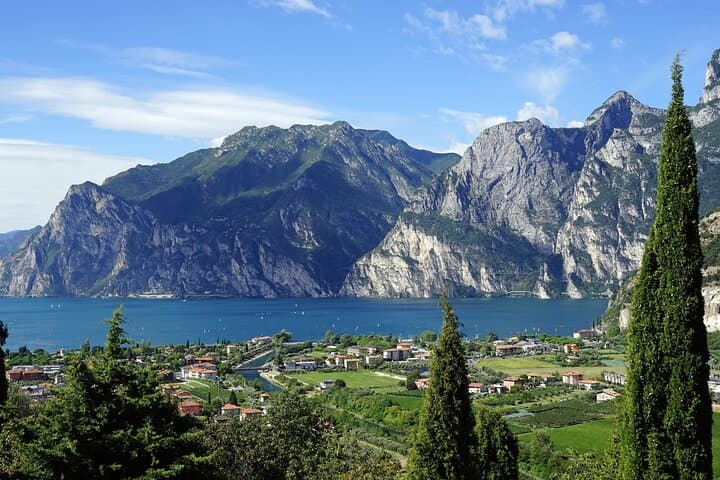 Complete South Lake Garda Day Trip: Torri, Lazise, Borghetto & Sirmione photo 3