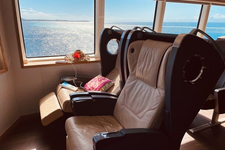 VIP Ferry Crossing Tahiti to Moorea — Tapu Lounge Luxury Transfer photo 2