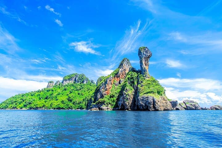 Krabi Premium 4-Islands Speedboat Tour: Poda, Chicken, Tup & Phra Nang photo 1