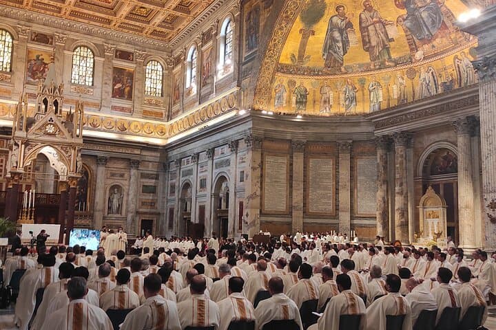 Explore Rome by Golf Cart: Private All-Day Vatican & City Highlights photo 2