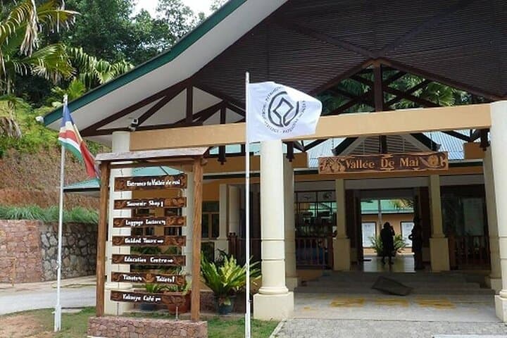 Praslin & La Digue Day Trip from Mahé — Beaches, Coco de Mer & La Digue Cycling photo 4