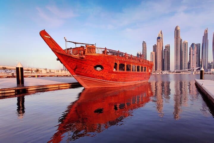 Dubai Marina Cruise: 1-Hour Skyline & Canal City Sightseeing