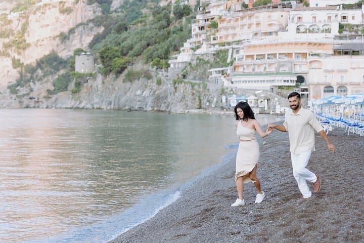 Positano Private Photoshoot — 1-Hour Beach and Village Portrait Session photo 3
