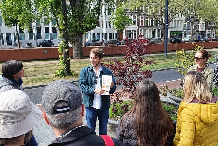 Private Walking Tour of Rotterdam: Local Guide to Markthal, Cube Houses & Erasmus Bridge photo 2