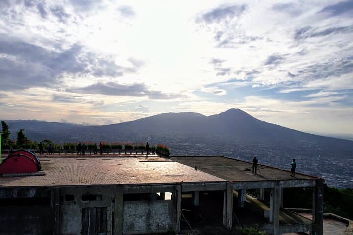 Private 4x4 Sunset Tour to San Salvador's Former Cable Car Viewpoint photo 3