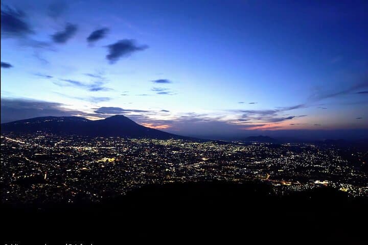 Private 4x4 Sunset Tour to San Salvador's Former Cable Car Viewpoint photo 5