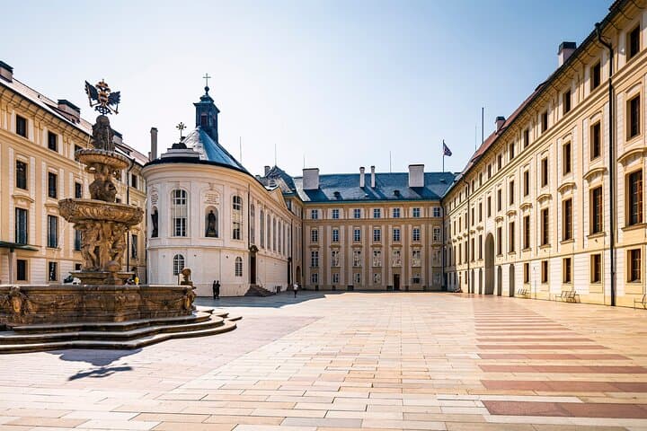 Prague Castle & Old Town Walking Tour: Charles Bridge to St. Vitus in 2.5 Hours photo 4