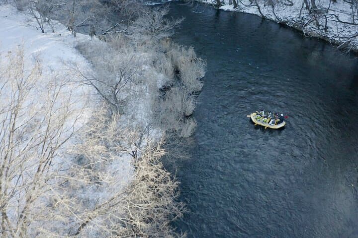 Winter Rafting on the Chitose River: Snow Views & Wildlife Near New Chitose Airport photo 3