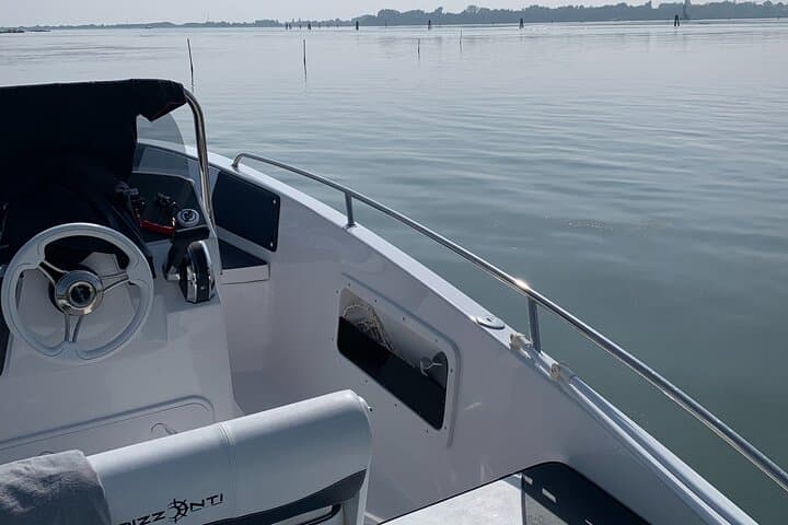 Private Venice Lagoon Boat Tour to Murano, Burano & Torcello with Skipper photo 5