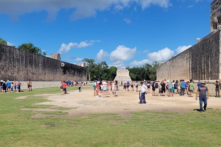 Chichén Itzá Day Tour: Swim Ik Kil Cenote & Explore Izamal from Mérida photo 4