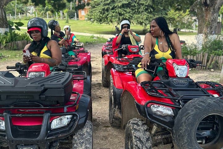 Montego Bay Dual-Traction: ATV Thrills and Horseback Trails