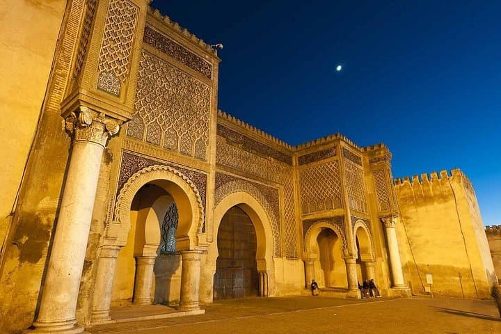 Fes to Casablanca Transfer via Volubilis, Meknes & Rabat — Day Tour Guide photo 2