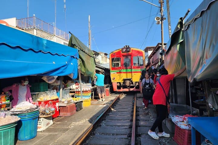 Private Floating Market & Mae Klong Railway Tour with ICONSIAM from Bangkok photo 1