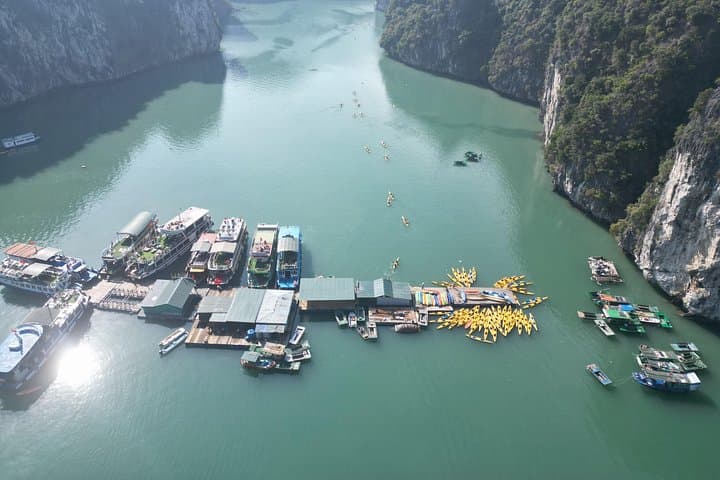 2-Day Private Lan Ha Bay Cruise: Cat Ba Expedition & Overnight Boat Tour photo 1