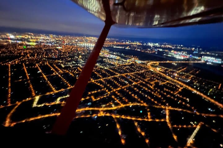 Budapest Sightseeing Flight: Cessna Tours Over Parliament & Buda Castle photo 3