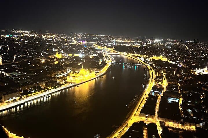 Budapest Sightseeing Flight: Cessna Tours Over Parliament & Buda Castle photo 5