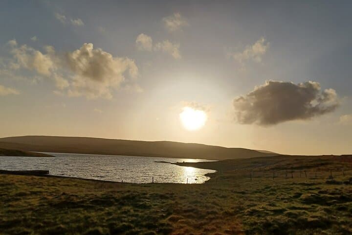 West Side Explorer: Private Tour from Lerwick to Stanydale, Sand & Skeld