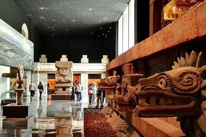 Teotihuacan Pyramids & Mexico City Historic Center: Full-Day Excavation and City Walk photo 3