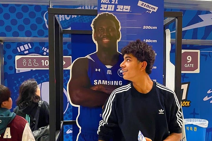 Seoul Game Night: K-Food, K-Pop Cheers and Stadium Atmosphere photo 3