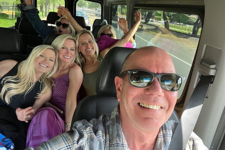 Private Fredericksburg Winery Transfer — Luxury Sprinter Wine Tour photo 4