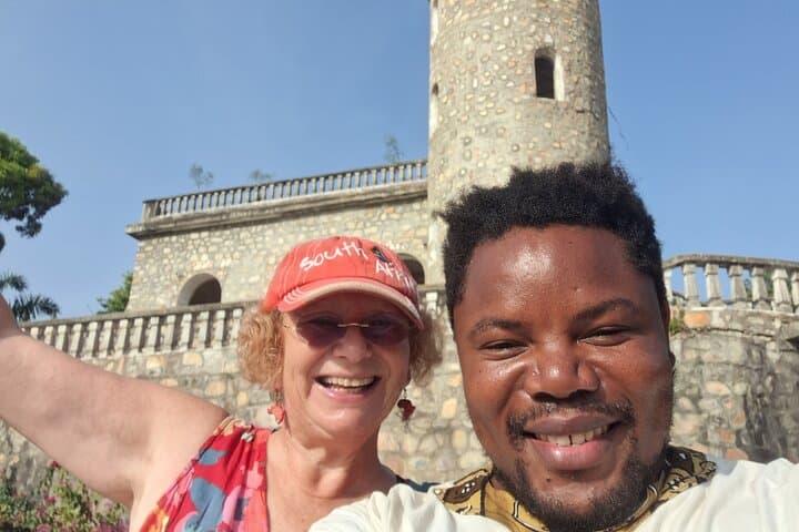 Kpalimé & Mount Agou Day Trip: Hike, Handicrafts and Womé Waterfall Swim photo 4