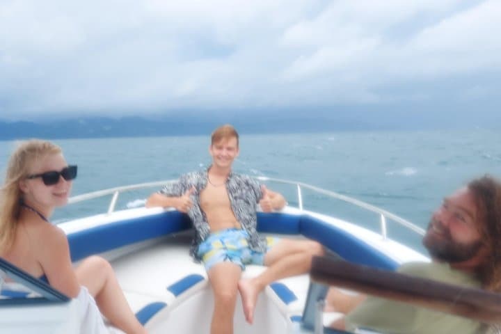 Jaco Sunset Cruise: Pacific Coastline Boat Tour with Swim & Wildlife photo 3
