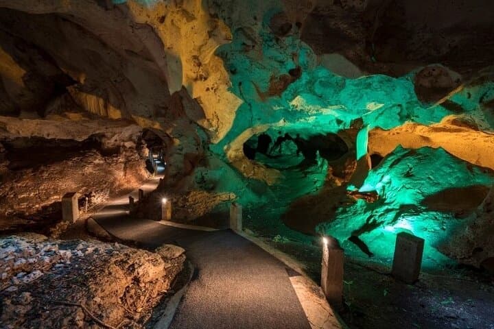 Climb Dunn's River Falls & Explore Green Grotto Caves: Montego Bay Day Tour photo 2