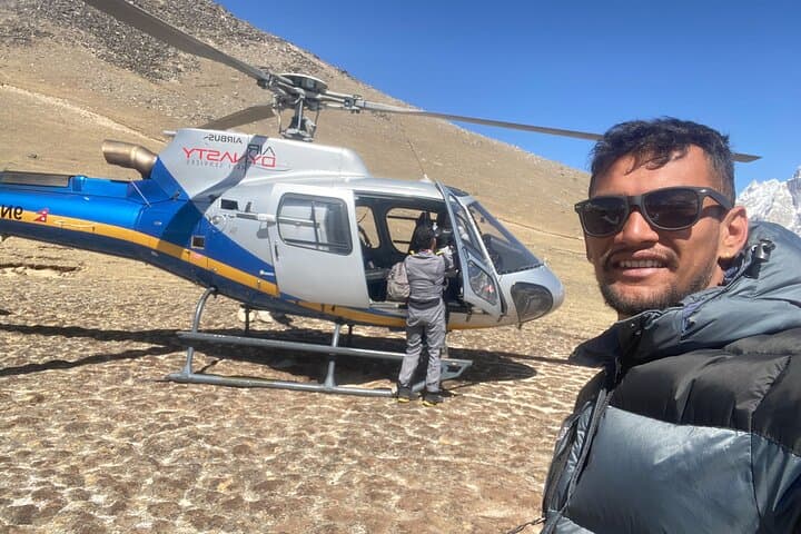 Everest Base Camp Helicopter Tour: Scenic Helicopter Flight from Kathmandu to EBC photo 5