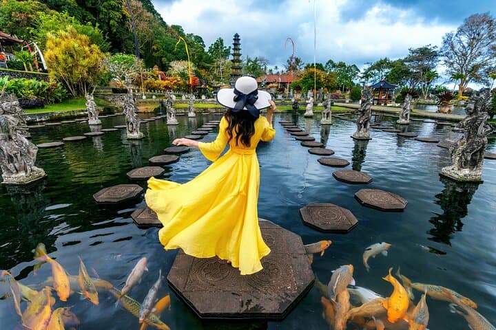 Explore Bali's Eastern Wonders: Private Day Tour to Besakih, Lempuyang & Water Palaces