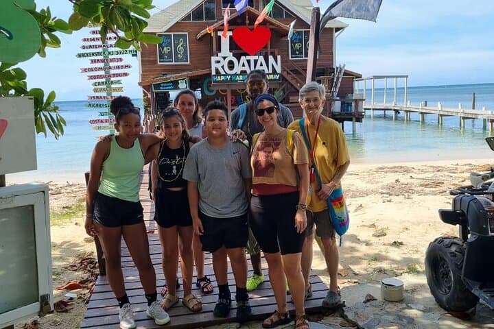 Horseback Riding and Zipline Eco Park Adventure in Roatan photo 2