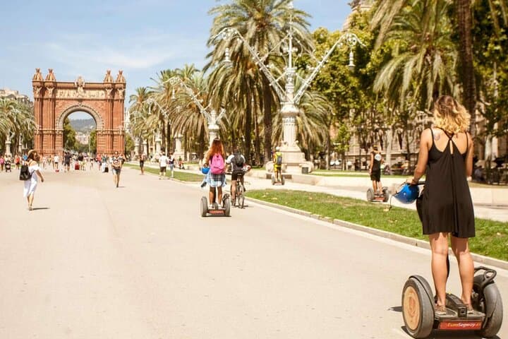 Glide Barcelona's Waterfront and Old Town: Segway Sightseeing Tour photo 5