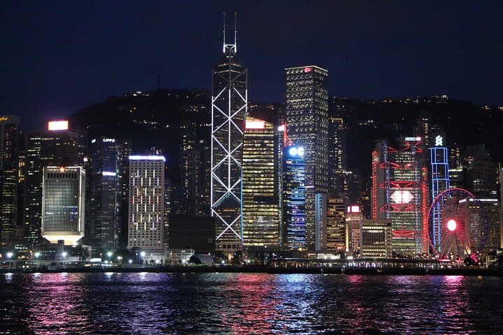 Private Hong Kong Walking Tour with a Local Guide — Central, Tsim Sha Tsui & Peak photo 2