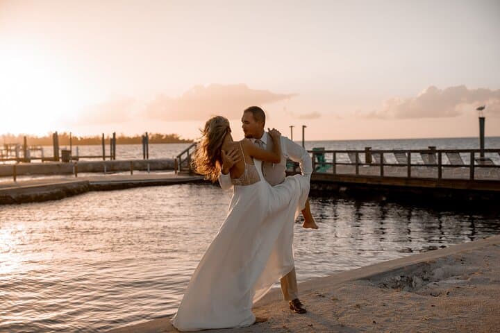 South Pointe Park Wedding Photography — Miami Beach Elopement Photoshoot Guide photo 2