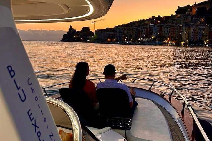 Cinque Terre Sunset Boat Tour: Romantic Aperitif & Evening Cruise from La Spezia photo 2